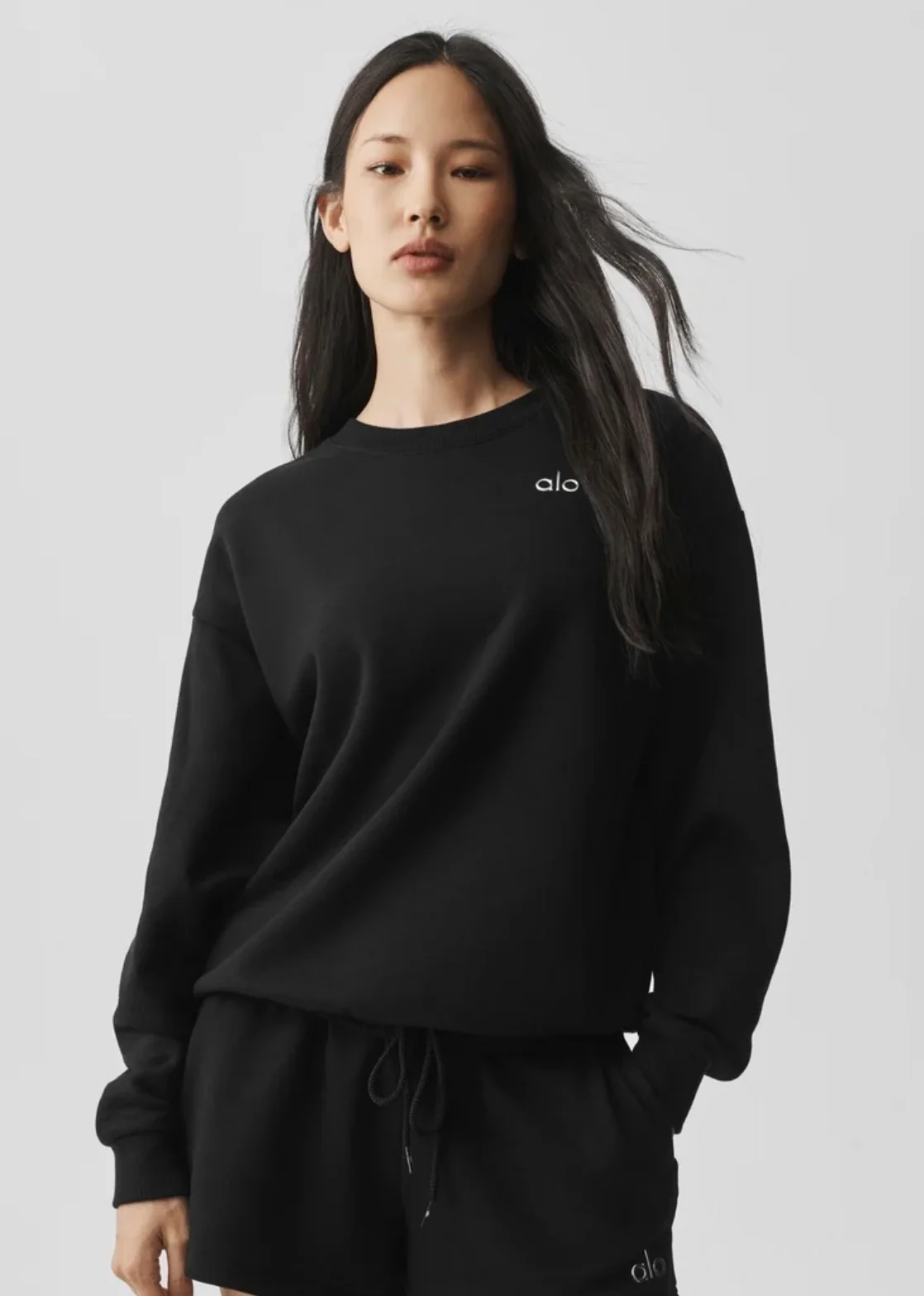 ALO Accolade Crew Neck Pullover 'BLACK'