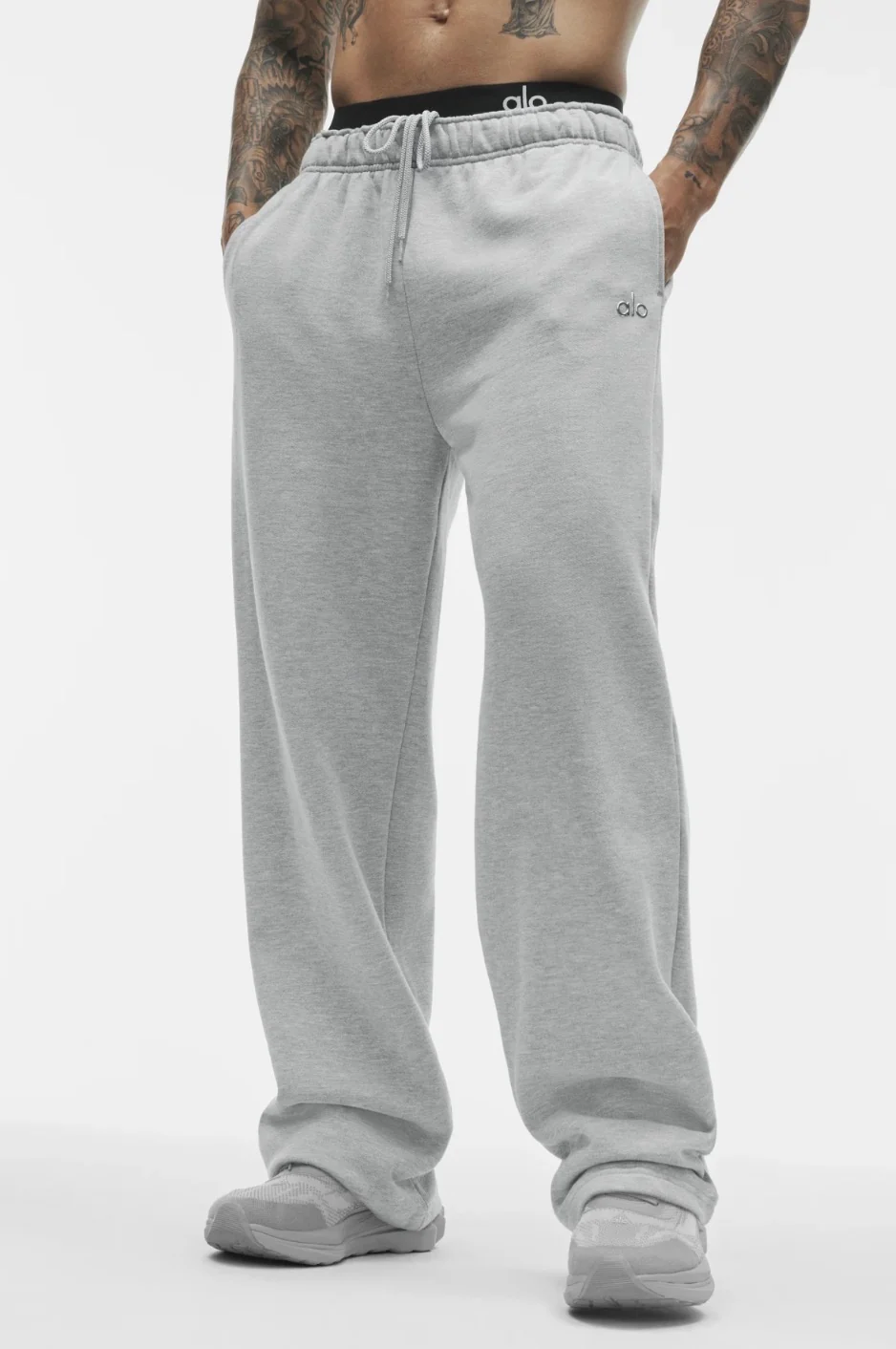 ALO Accolade Straight Leg Sweatpant 'Athletic Heather Grey'