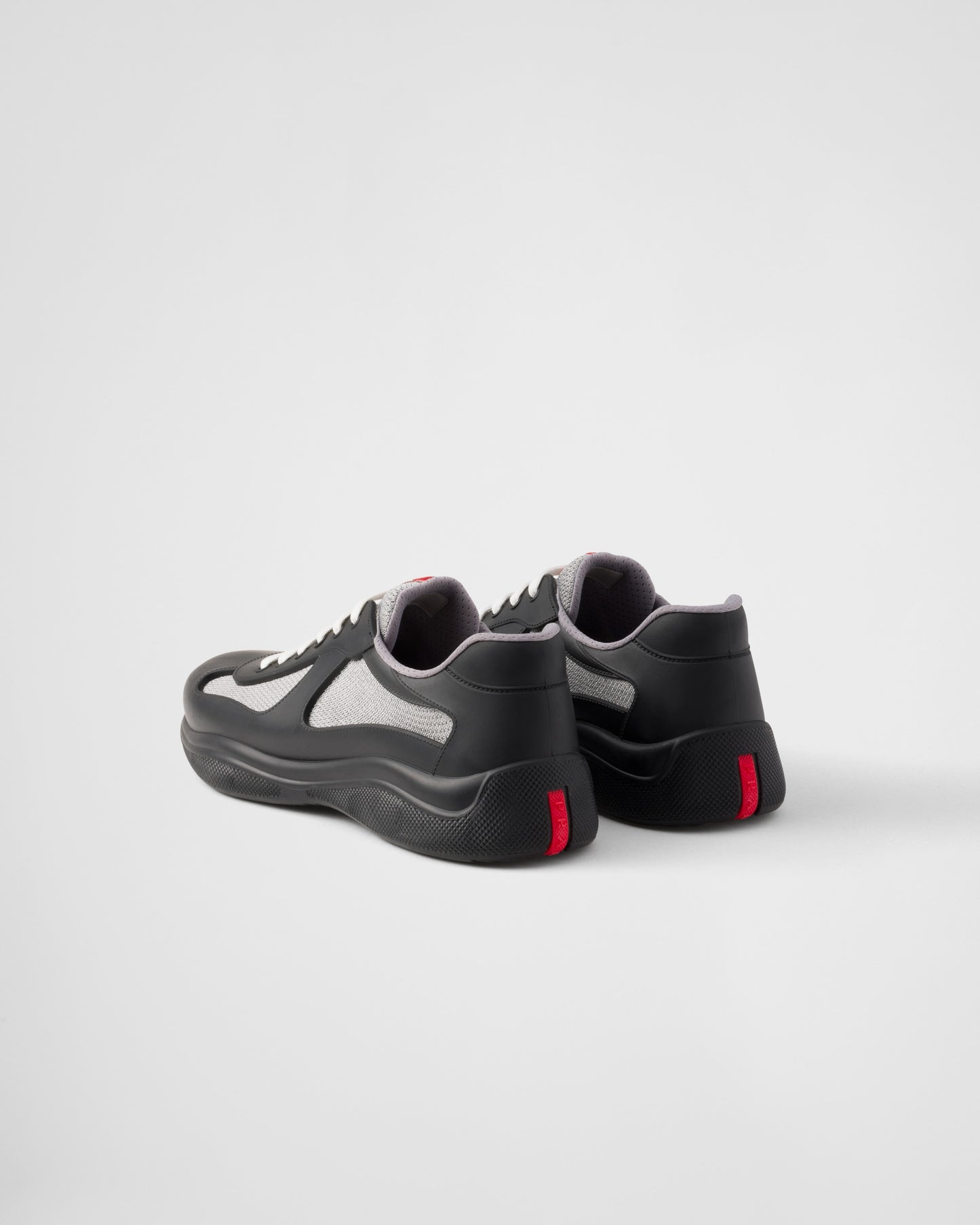 AMERICAS CUP SOFT RUBBER 'Black' 6