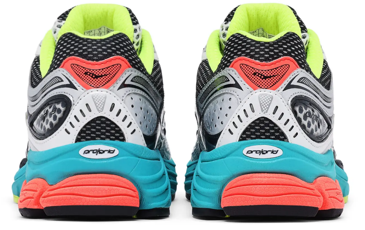 SAUCONY PROGRID OMNI 9 ‘SILVER/MUTANT’